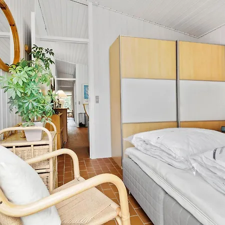2 Bedroom Cozy In Nykobing Sj * Nykøbing Sjælland
