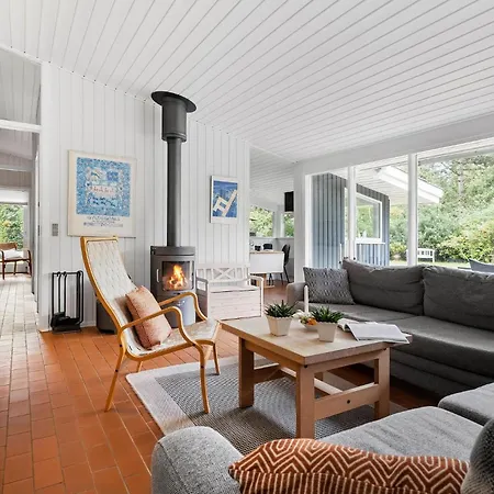 2 Bedroom Cozy In Nykobing Sj