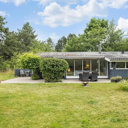 2 Bedroom Cozy In Nykobing Sj * Nykøbing Sjælland